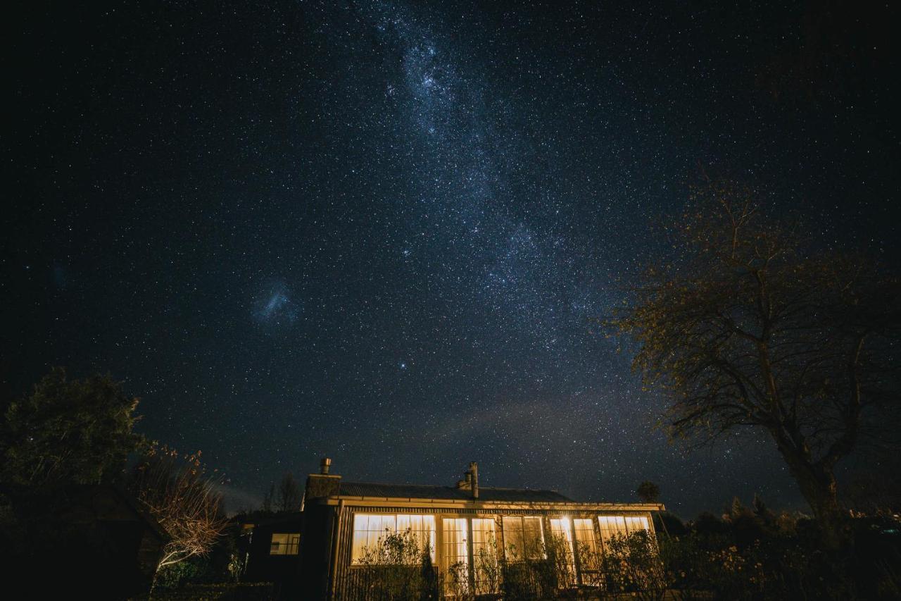 Aldourie Lodge Lac Tekapo Extérieur photo